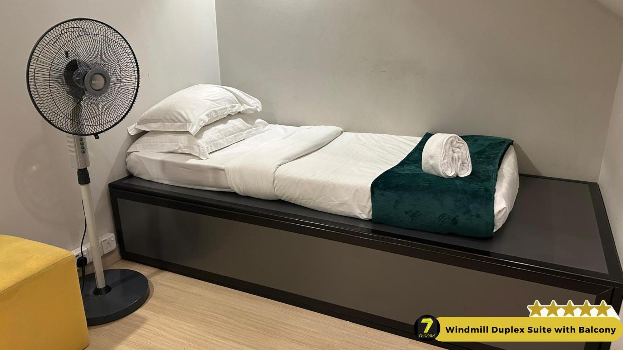 Aparthotel 7stonez Windmill 5*